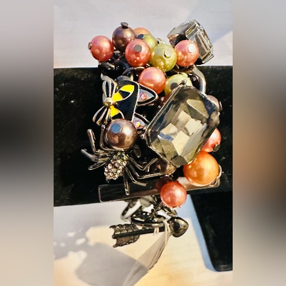 Betsey Johnson Multicolor Skull Bracelet - Picture 7 of 8